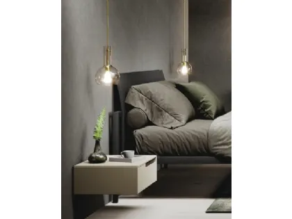 Comodino sospeso laccato opaco Flat di GF Interiors