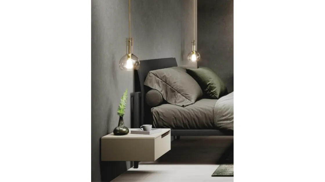 Comodino sospeso laccato opaco Flat di GF Interiors