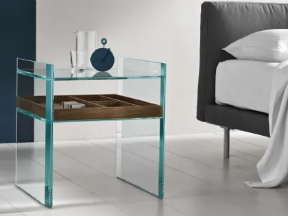 Comodino in vetro bisellato con vassoio in legno massello Quiller Side Table di Tonelli